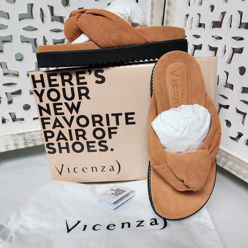 Anthropologie Suede Puffy Thongs EU 38 NIB